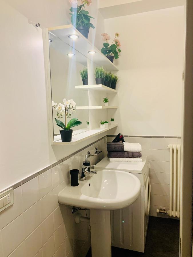 Cozy Apartment Center Bergamo Bagian luar foto
