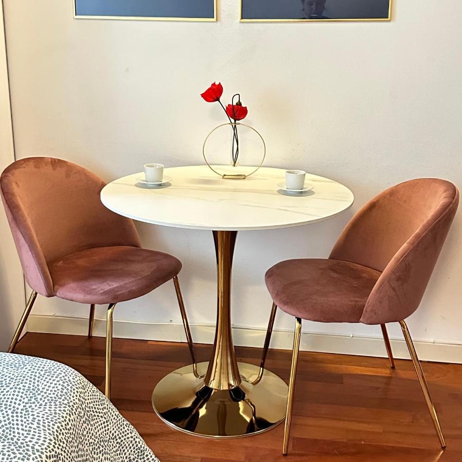 Cozy Apartment Center Bergamo Bagian luar foto