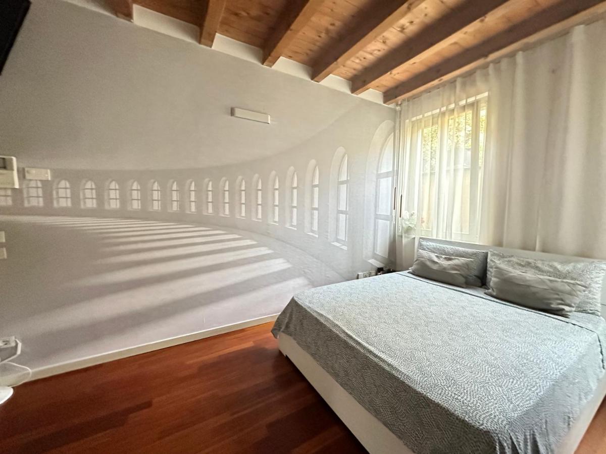 Cozy Apartment Center Bergamo Bagian luar foto