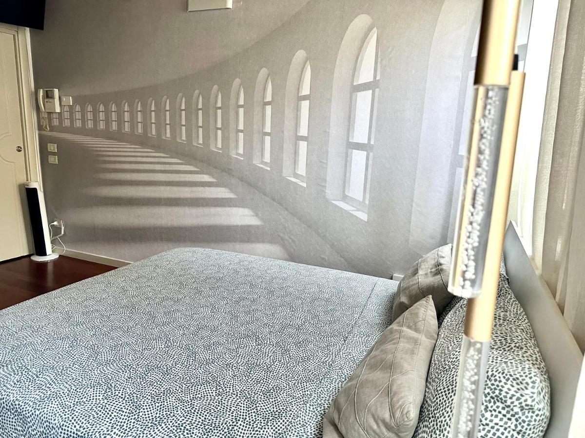 Cozy Apartment Center Bergamo Bagian luar foto